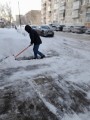 Уборка снега на придомовой территории МКД.